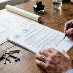 découvrez comment calculer facilement les frais de notaire lors de l'achat d'une maison et préparez votre budget immobilier en toute sérénité.